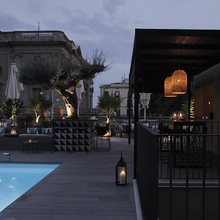 Hotel Oasis-2